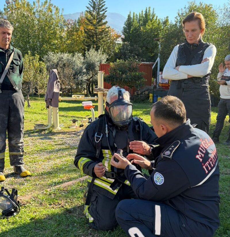 Muğla Büyükşehir Belediyesi Gönüllü İtfaiyeciler Yetiştiriyor