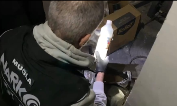 Uyuşturucu Ticareti Yaptığı Tespit Edilen 3 Kişi Yakalandı