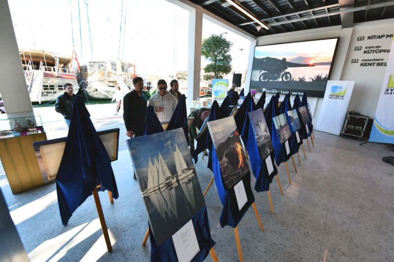 “Denizin Fethiye Yüzü” Sergisi Sanatseverlerle Buluştu