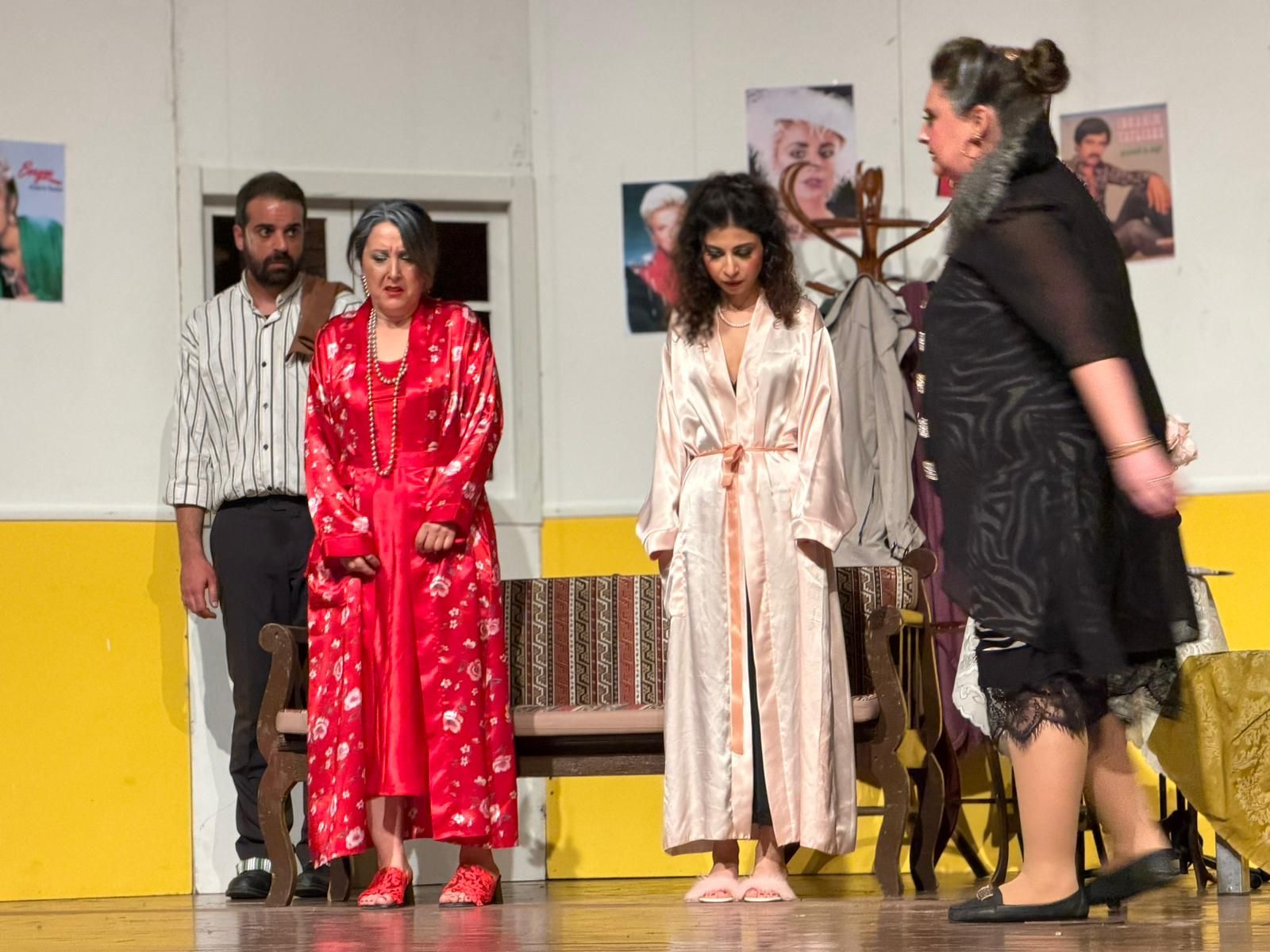 Kadıncıklar” Oyunu Büyük İlgi Gördü