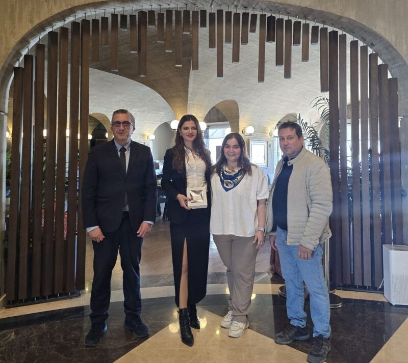 Bodrum Fenerbahçeliler Derneği’nden kadınlara anlamlı hediye