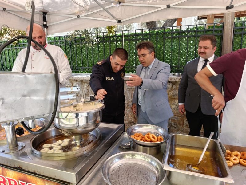 Marmaris Emniyeti Polis Teşkilatının 181. Yıl Dönümünde Lokma Döktürdü