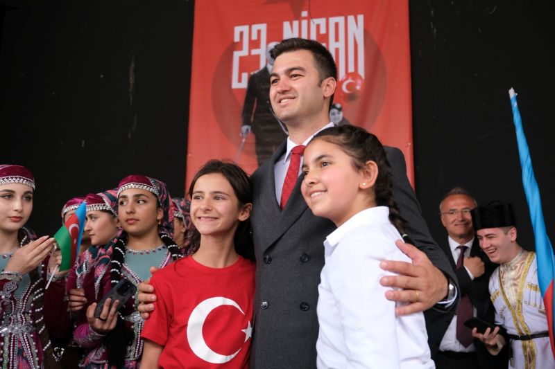 Başkan Mandalinci’den 23 Nisan Mesajı