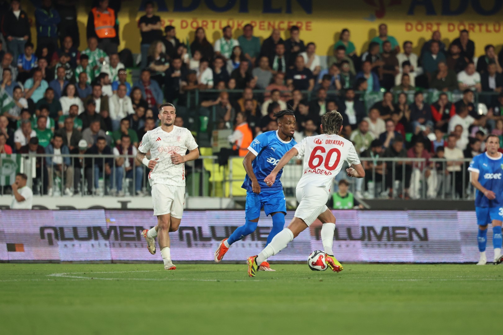 Sipay Bodrum FK,  play-off mücadelesinde Pendikspor’u 2-0’la geçerek tur atladı