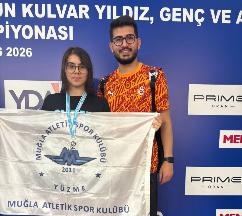 Muğlalı 13 Yaşındaki Yüzücü Devrim Defne Bilge Türkiye Şampiyonu Oldu