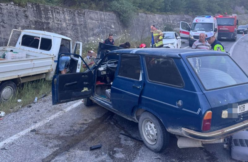 Trafik Kazasında 2 Kişi Yaralandı
