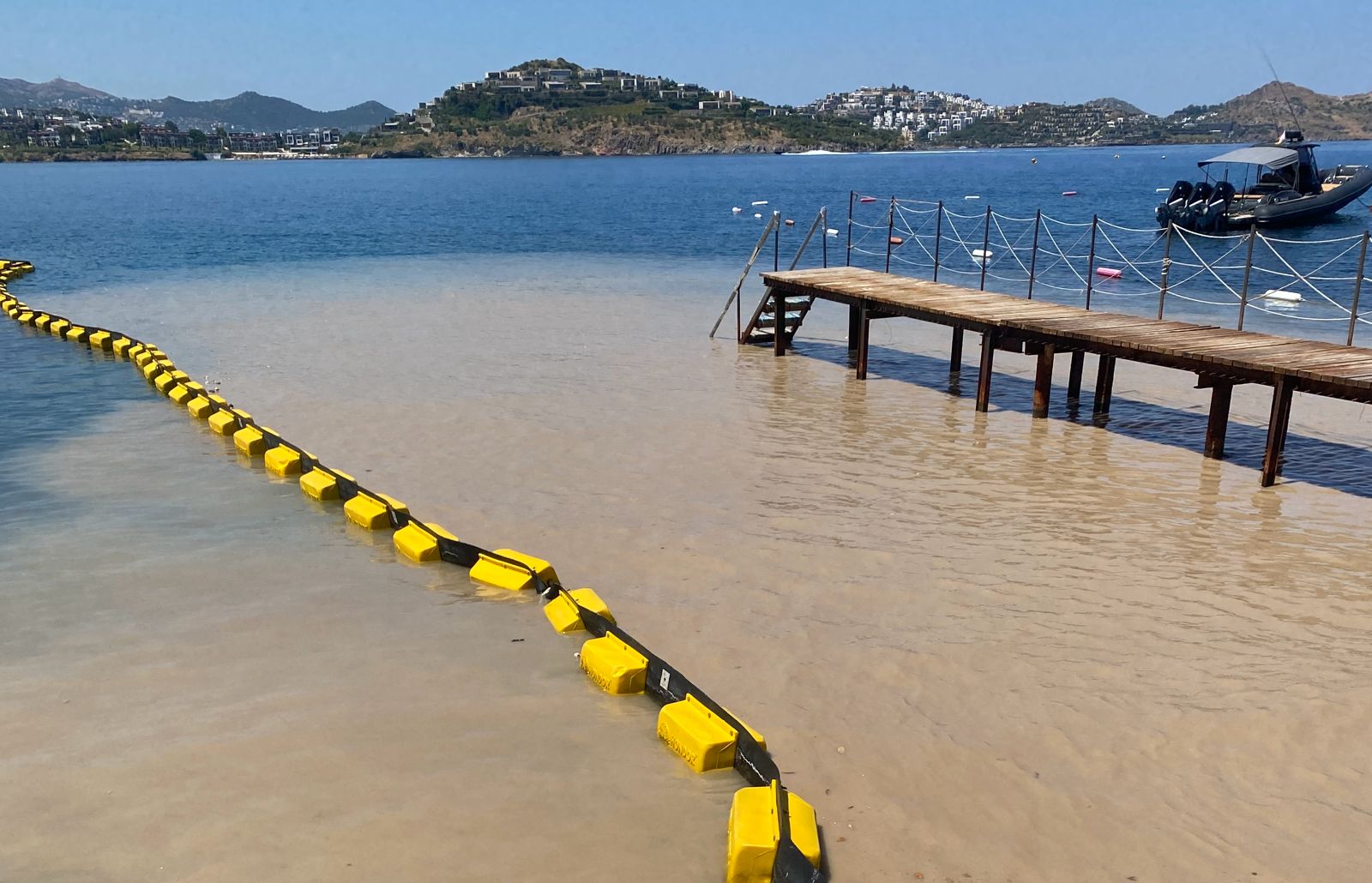 Bodrum’da Akıl Almaz Olay; Denize Tahliye Suyu Boşaltıldı