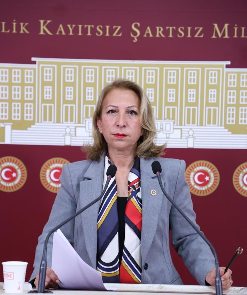 Öğretmenlerimizin Sesini Kısmaya Çalışan Bu Düzeni Değiştireceğiz”