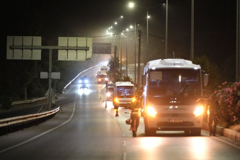 150 Kişilik Ekiple Emin Anter Bulvarı’nda Gece Mesaisi