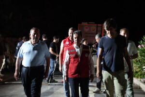 Büyükşehir Tüm İmkânlarıyla Yangın Sahasında 3 Buyuksehir Tum Imkanlariyla Yangin Sahasinda 5
