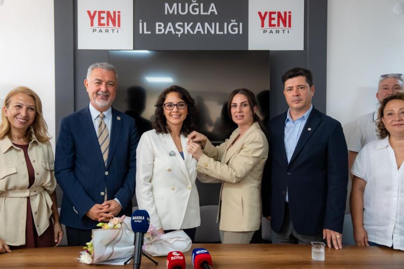 Menteşe Belediye Başkanı Yeni Partiye Geçtiğini Açıkladı