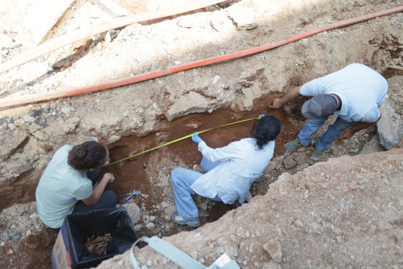 Kötekli’de Yol Kazısında Mezar Buluntuları Ortaya Çıktı