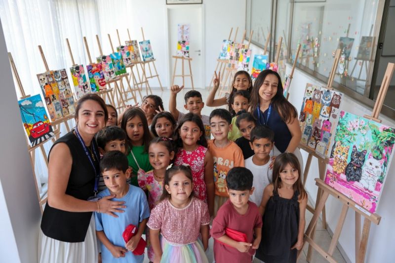 “Sayılarla Tuval Boyama Atölyesi” Mini Sergi ile Tamamlandı