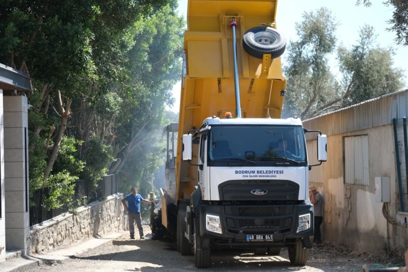 Bodrum Belediyesi Üstyapı Çalışmalarını Sürdürüyor