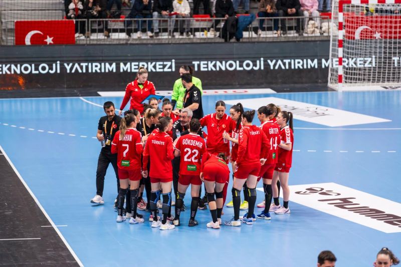 Yalıkavakspor’da milli takım mesaisi: a takımdan altyapıya 11 sporcu milli davet aldı