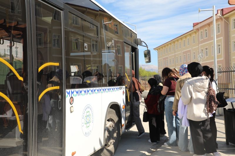 Kötekli’de Öğrencilerin Ulaşımını Kolaylaştıran Düzenleme