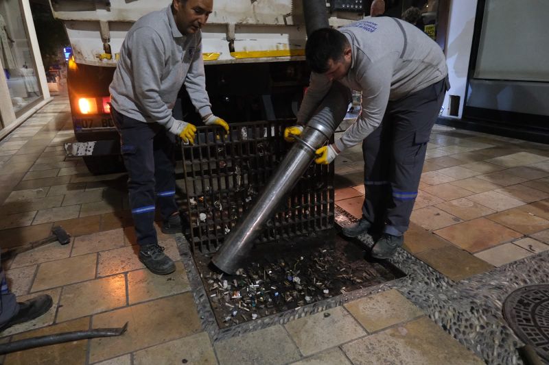 Mazgallarda Kapsamlı Temizlik Çalışması Yapıldı